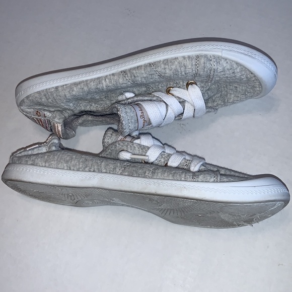 Tommy Bahama Sneakers 7.5 - Picture 4 of 10